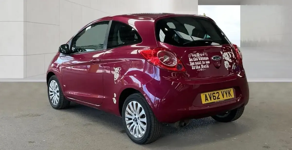 Used Ford Ka Zetec 69 HP (50 kW) 2013 Pink Hatchback