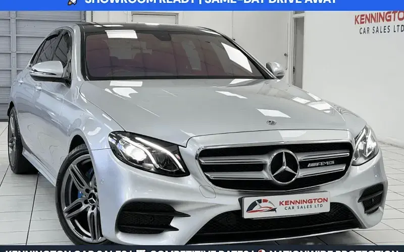 Gebraucht Mercedes E220 AMG line 194 PS (142 kW) 2019 Limousine