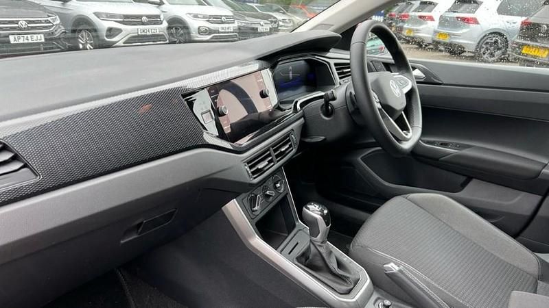 Image 2/4