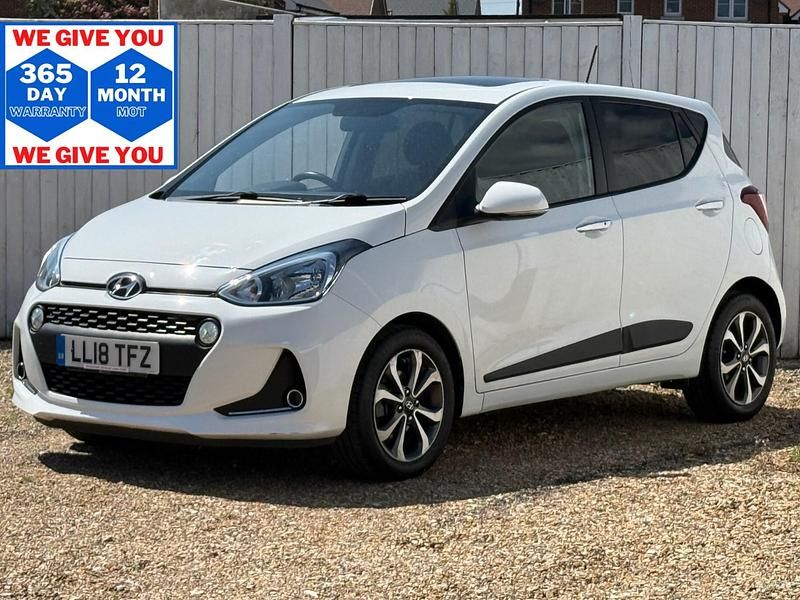 White Used 2018 Hyundai i10 Premium SE Hatchback | £12,999 (A bit pricey) - Image 1/4
