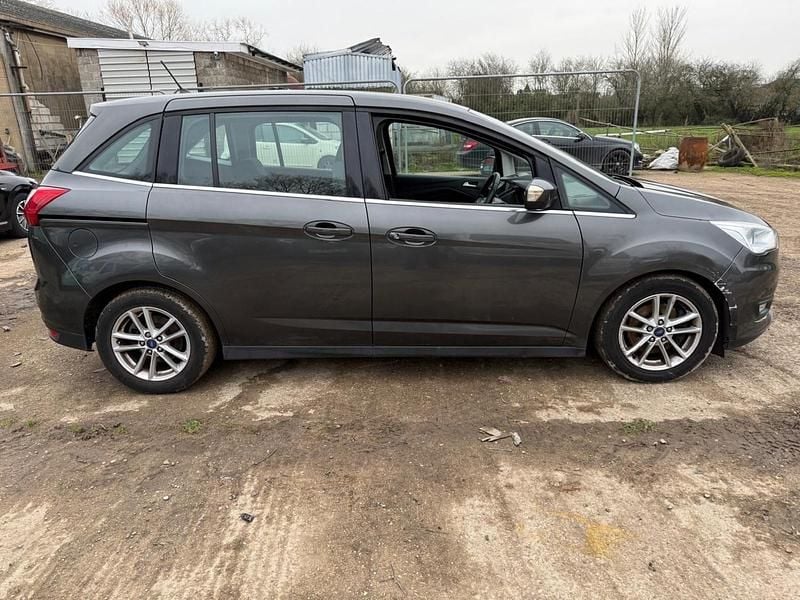 Used Ford Grand C-Max Zetec 2017 Grey MPV