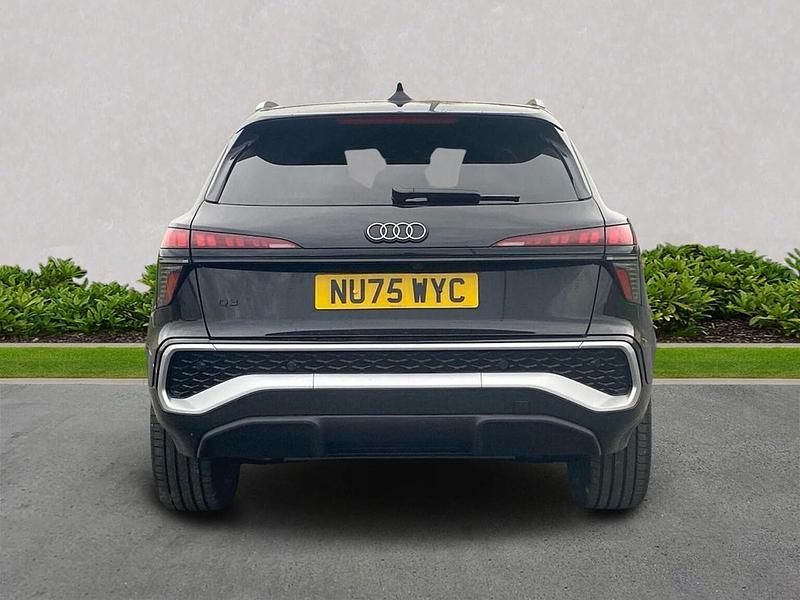 New Audi Q3 S-Line 267 HP (196 kW) 2025 Black SUV