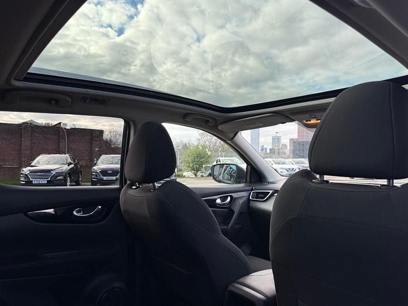 Used Nissan Qashqai N-Connecta 2020 Black SUV