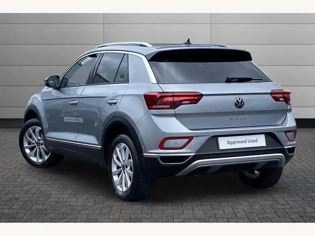 Used VW T-Roc Style 150 HP (110 kW) 2025 Silver SUV