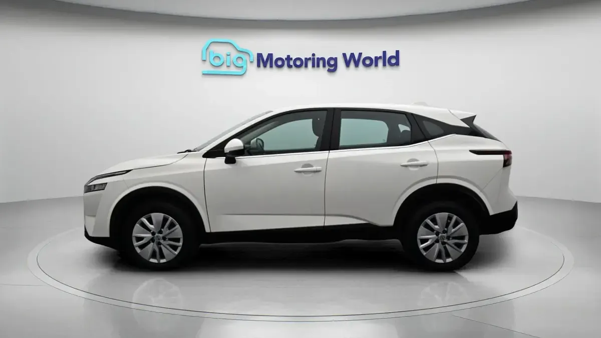 Used Nissan Qashqai S 138 HP (101 kW) 2022 SUV