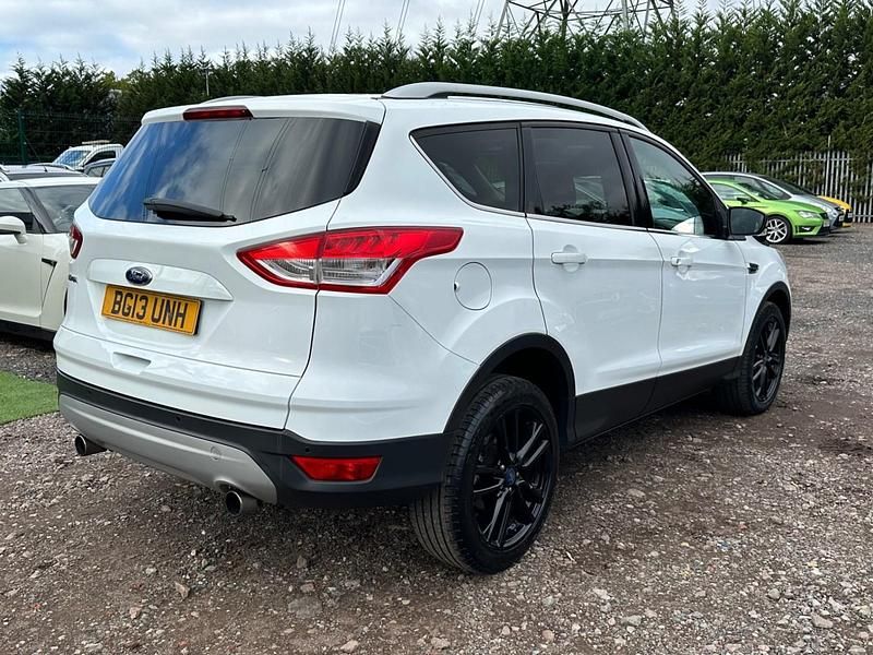 Używany Ford Kuga Titanium X 140 KM (102 kW) 2013 Biały SUV