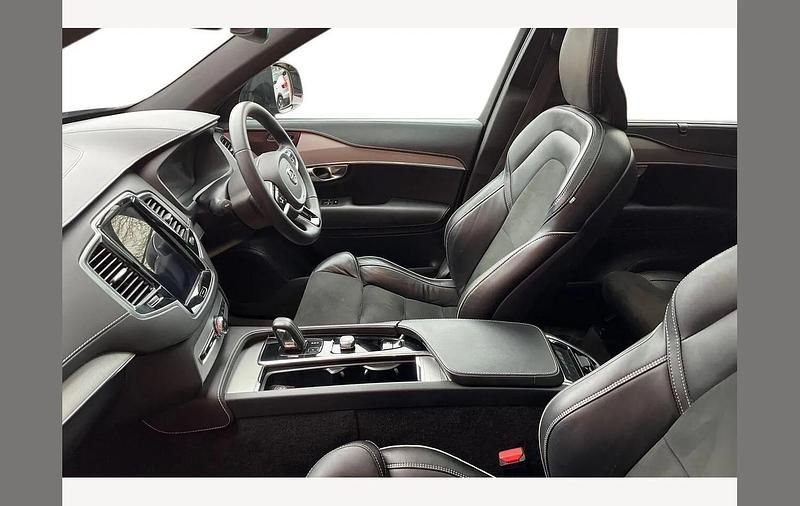 Used Volvo XC90 R-Design 250 HP (183 kW) 2022 Grey SUV