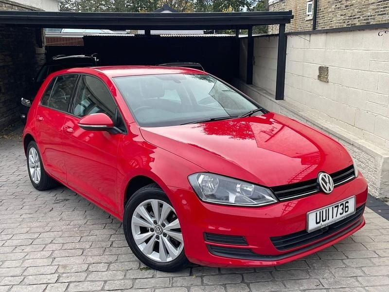 Red Used 2013 VW Golf VII SE Hatchback | £3,895 (Good price) - Image 1/4