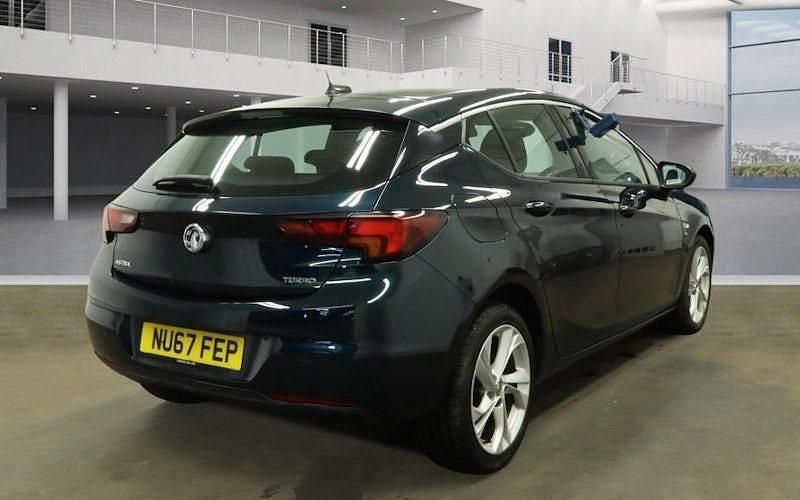 Used Vauxhall Astra SRi 150 HP (110 kW) 2019 Hatchback