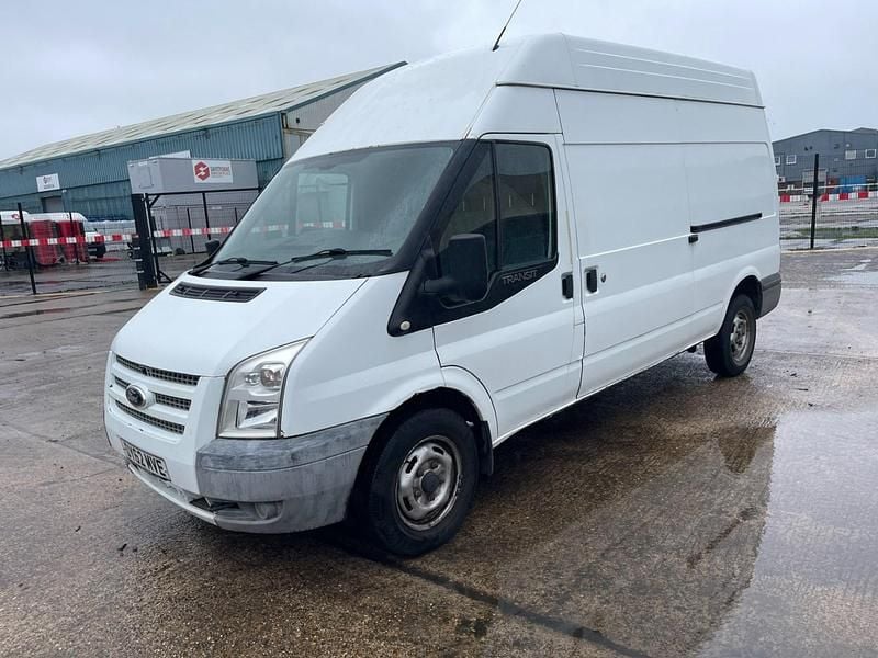 Used Ford Transit 125 HP (91 kW) 2012 White Van
