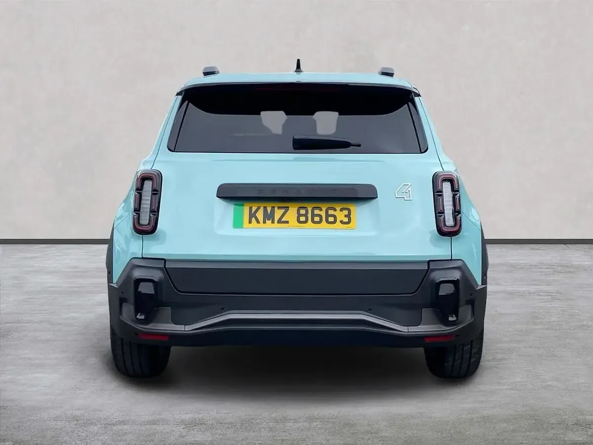 New Renault R4 Komfort 110 kW (150 HP) 2026 Green Hatchback