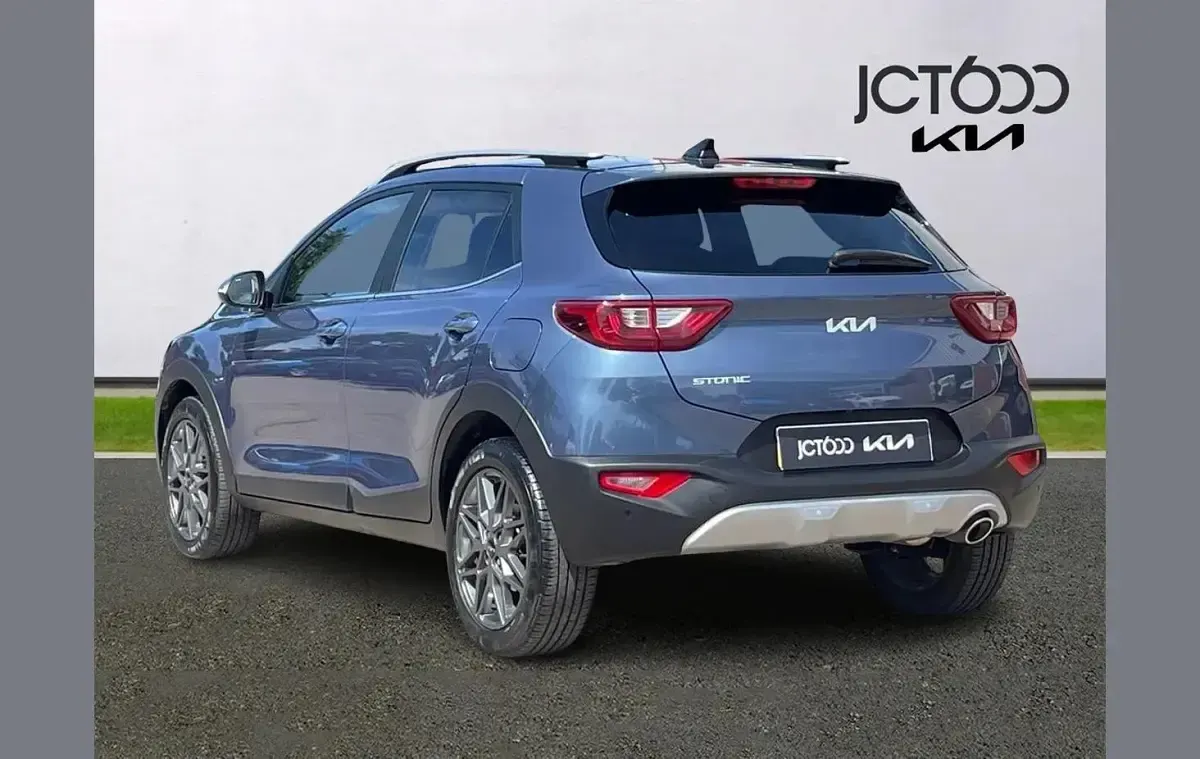 Used Kia Stonic 98 HP (72 kW) 2024 Blue SUV