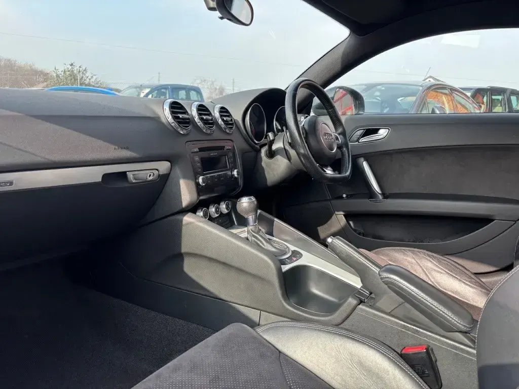 Używany Audi TT S-Line 170 KM (125 kW) 2013 Czarny Coupe