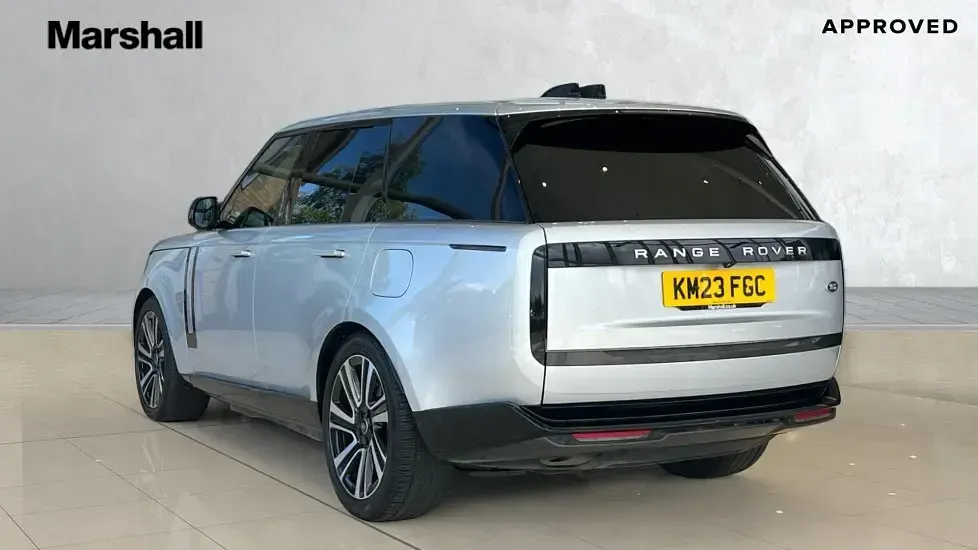 Used Land Rover Range Rover HSE 440 HP (323 kW) 2023 Silver SUV