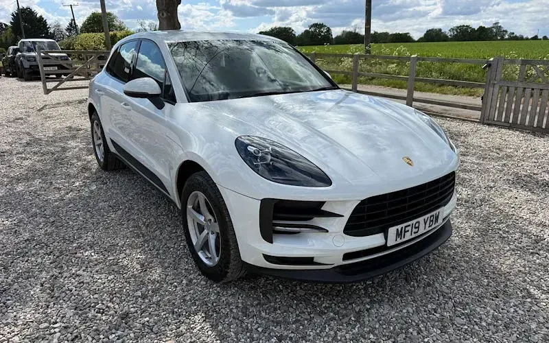 Begagnad Porsche Macan 245 HK (180 kW) 2020 SUV