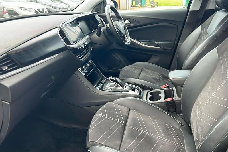 Used Vauxhall Grandland X Ultimate 130 HP (95 kW) 2022 Black SUV