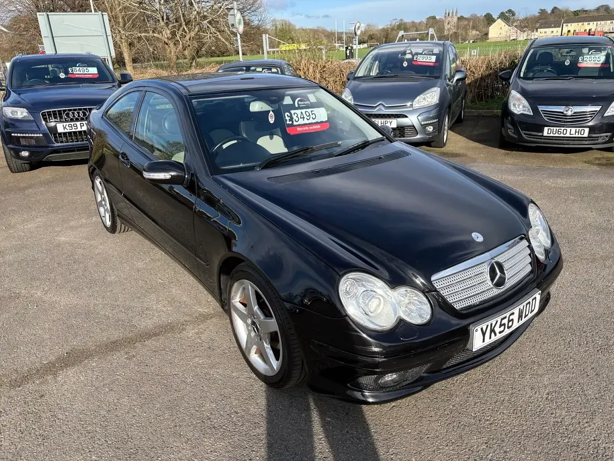 Used Mercedes C180 143 HP (105 kW) 2006 Black Coupe