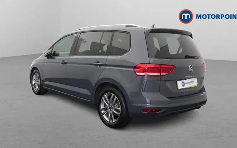 Used VW Touran Match 150 HP (110 kW) 2025 Grey MPV