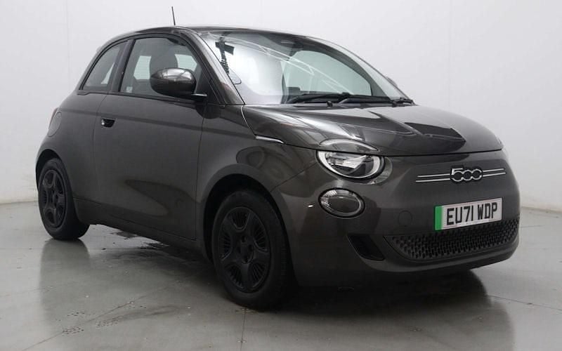 Used 2022 Fiat 500e Passion Hatchback | £11,000 (Fair price) - Image 1/1