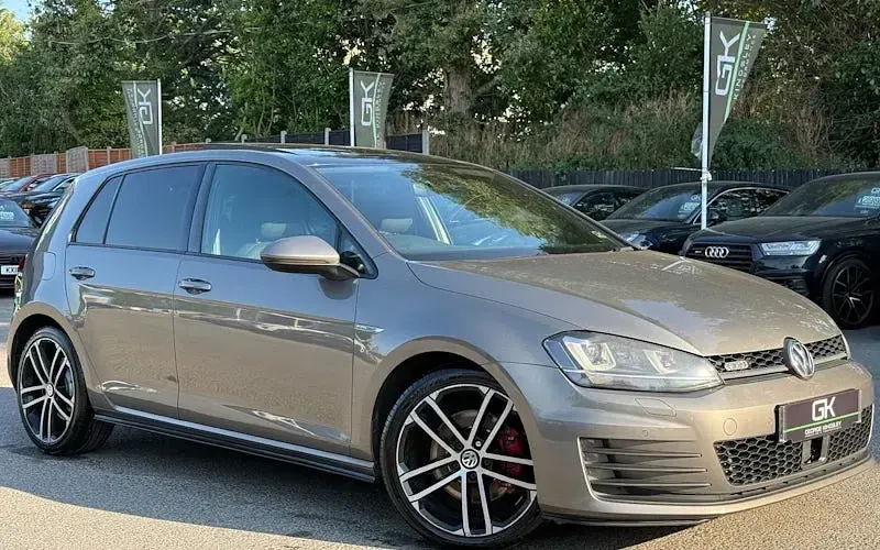 Used VW Golf VII GTD 184 HP (135 kW) 2016 Hatchback