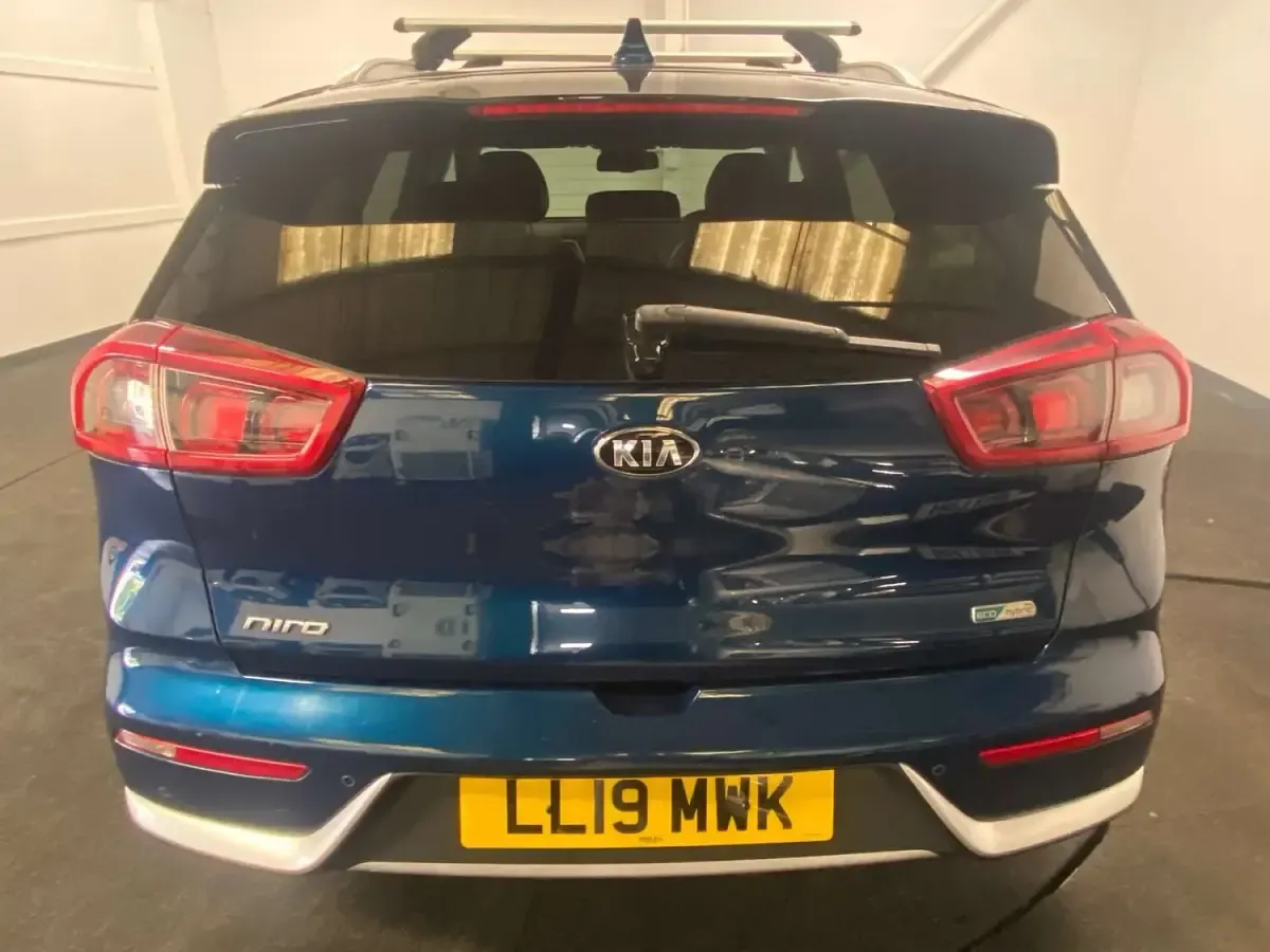 Used Kia Niro 141 HP (103 kW) 2019 Blue SUV