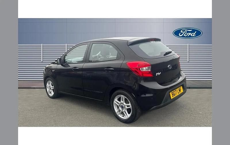 Used Ford Ka Plus Zetec 70 HP (51 kW) 2017 Black Hatchback