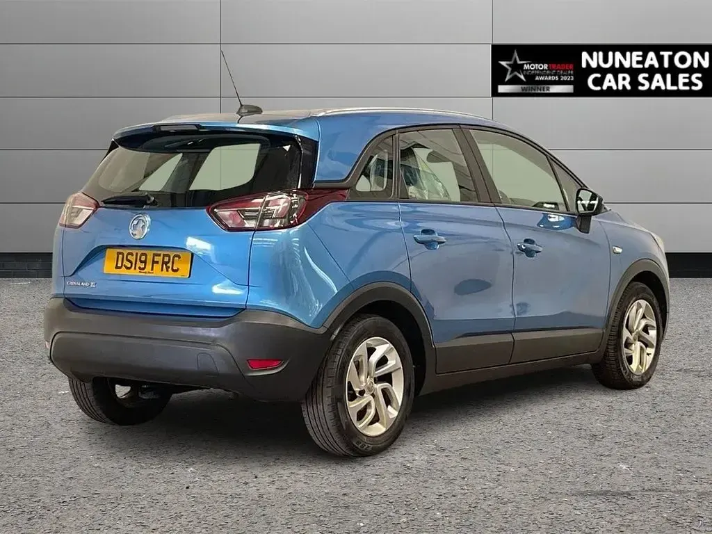 Used Vauxhall Crossland X 83 HP (61 kW) 2019 Blue SUV