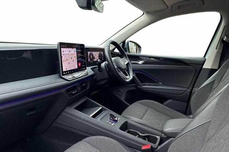 Used VW Tiguan Match 130 HP (95 kW) 2024 Silver SUV