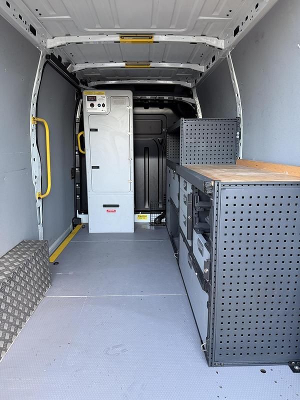 Used Vauxhall Movano 130 HP (95 kW) 2018 White MPV