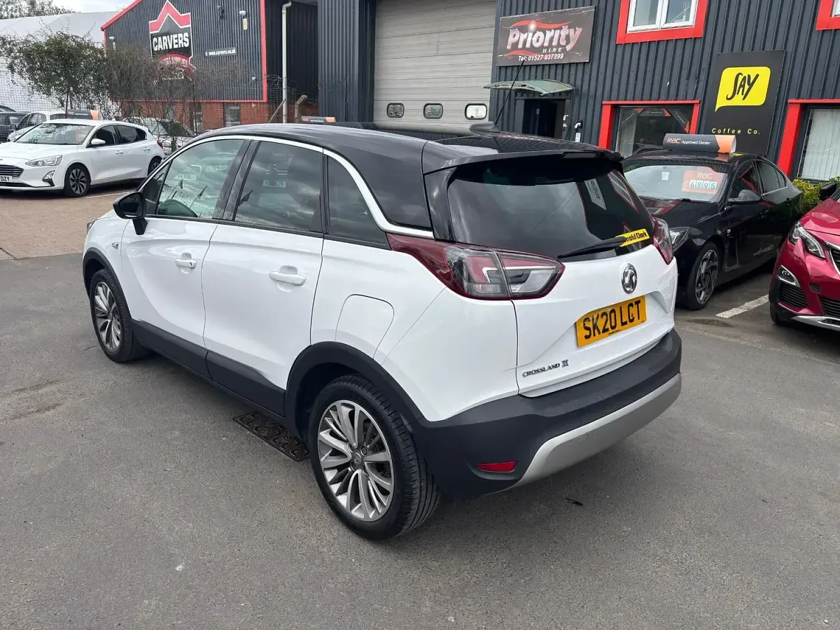 Used Vauxhall Crossland X 2020 White SUV