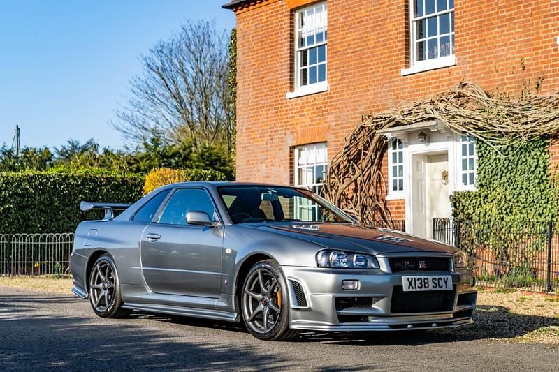 Used Nissan Skyline 300 HP (220 kW) 2020 Silver Coupe