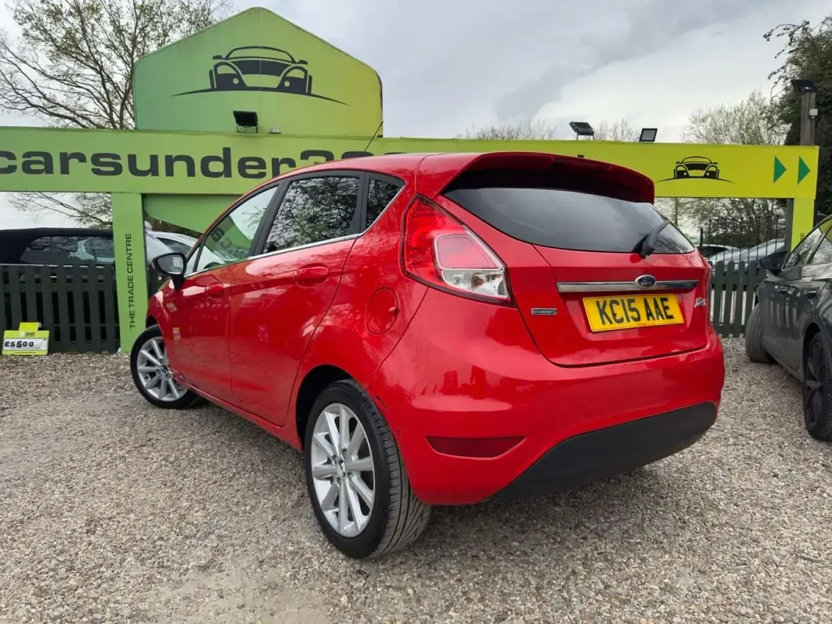 Used Ford Fiesta Titanium 2015 Red Hatchback