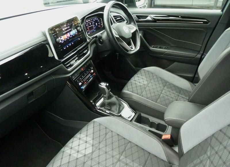 Begagnad VW T-Roc R-line 150 HK (110 kW) 2023 Blå SUV