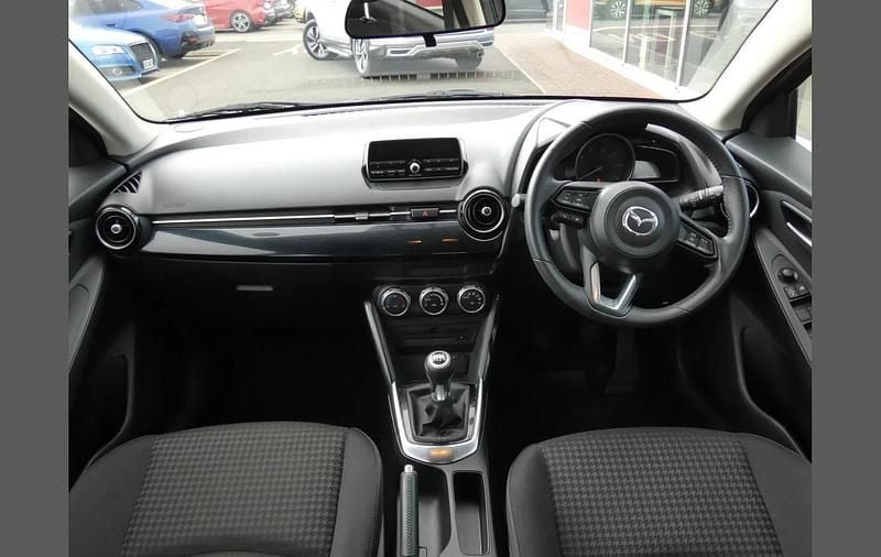 Used Mazda 2 73 HP (53 kW) 2018 Grey Hatchback