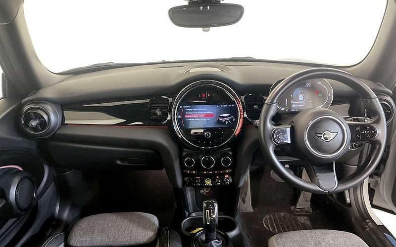 Used Mini Cooper Level 2 135 kW (184 HP) 2023 Hatchback