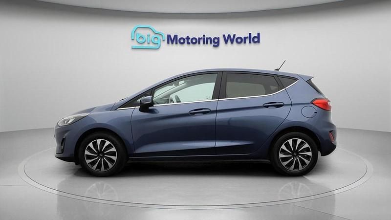 Used Ford Fiesta Titanium 100 HP (73 kW) 2023 Blue Hatchback
