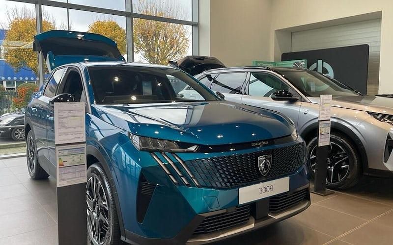Used Peugeot 3008 Allure 136 HP (100 kW) 2024 SUV