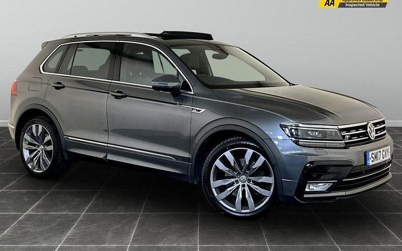 Used 2019 VW Tiguan R-line SUV | £15,895 (Good price) - Image 1/2