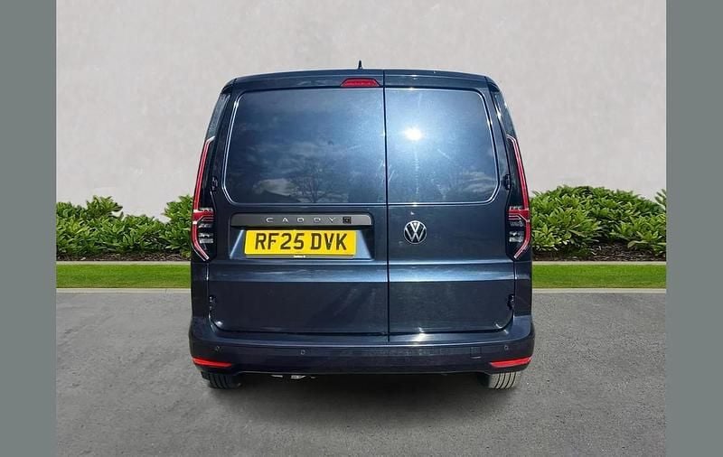 Used VW Caddy Pro 114 HP (83 kW) 2025 Blue MPV