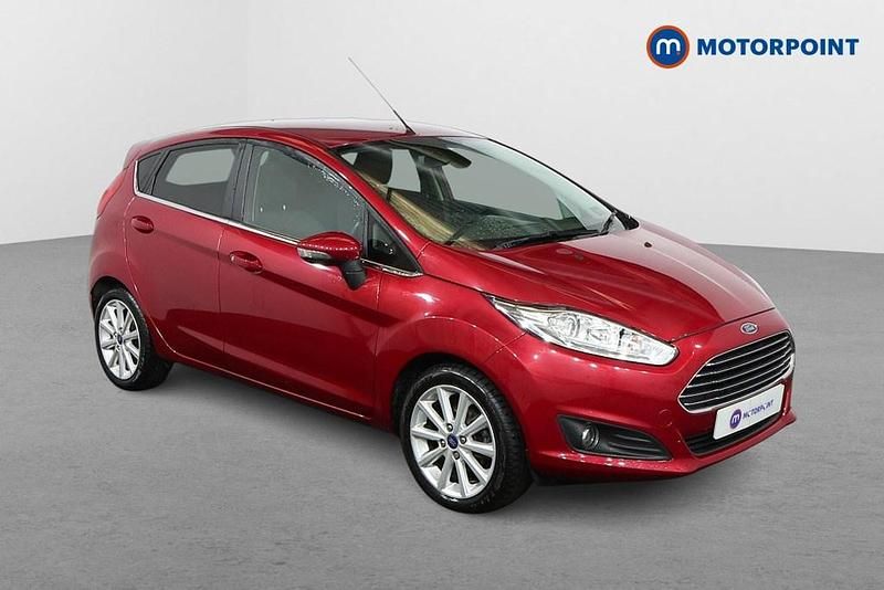 Red Used 2016 Ford Fiesta Titanium Hatchback | £7,299 (Fair price) - Image 1/4