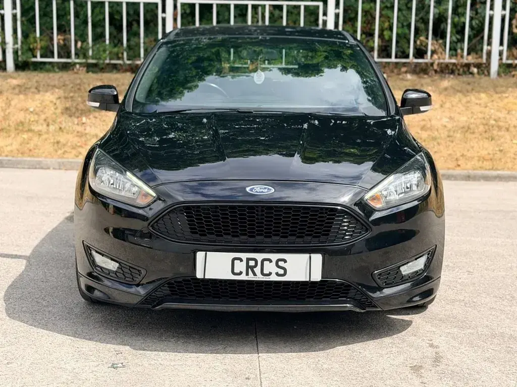 Used Ford Focus ST-Line X 140 HP (102 kW) 2018 Black Hatchback