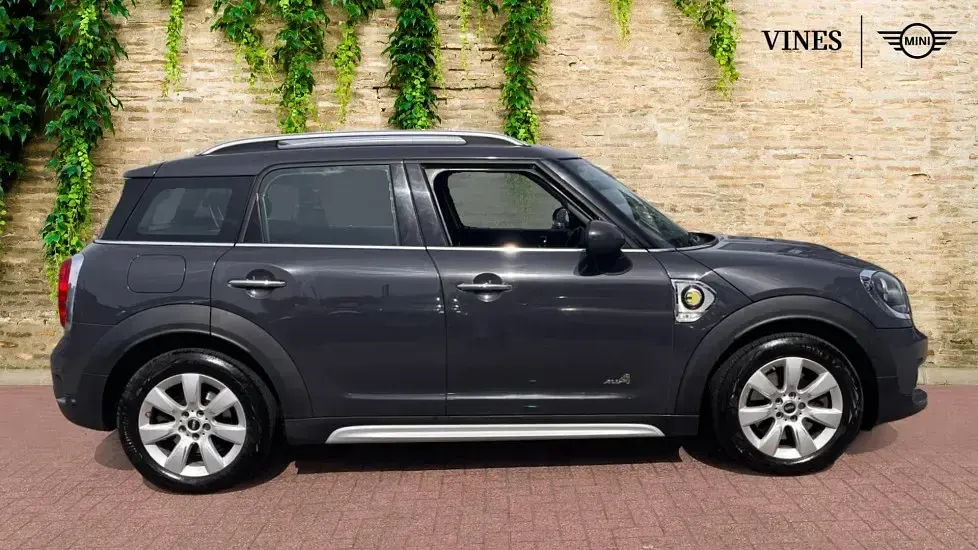 Begagnad Mini Cooper S Countryman 224 HK (164 kW) 2018 Grå SUV