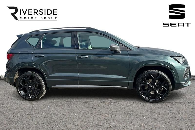Used Seat Ateca Black Edition 150 HP (110 kW) 2023 Dark camoflage SUV