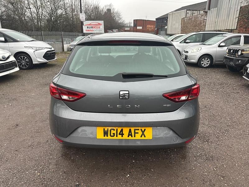 Used Seat Leon SE 110 HP (80 kW) 2014 Grey Hatchback