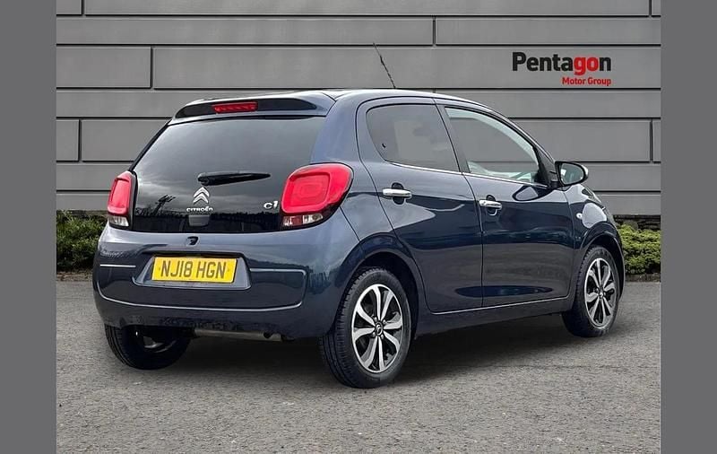 Used Citroën C1 Flair 67 HP (49 kW) 2018 Blue Hatchback