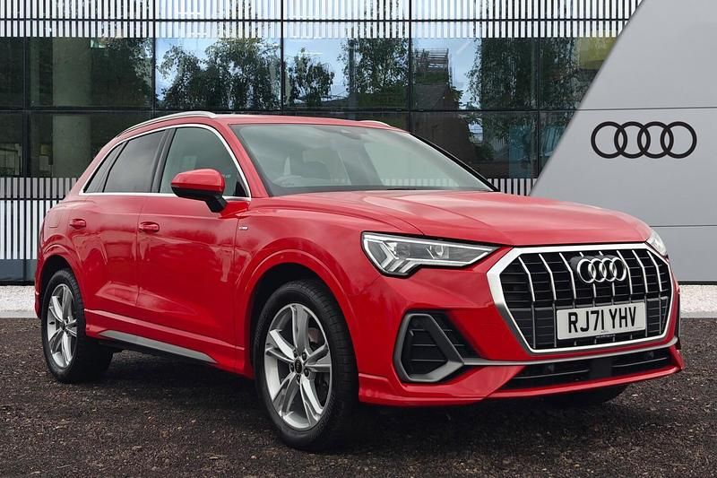 Used Audi Q3 S-Line 150 HP (110 kW) 2022 Red SUV