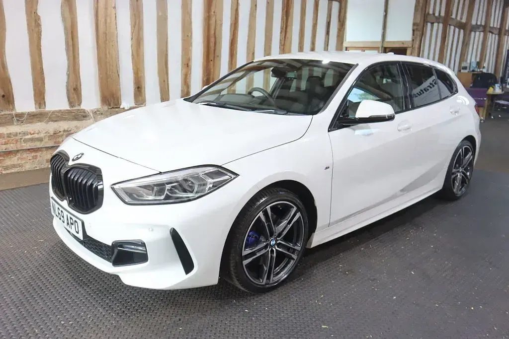 Used BMW 118 M Sport 2019 White Hatchback