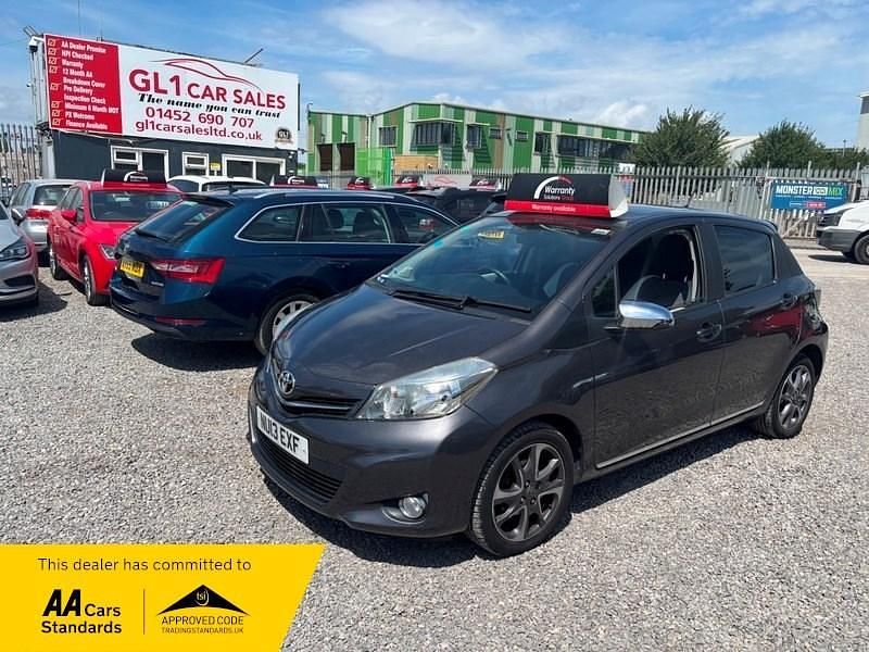 Grey Used 2013 Toyota Yaris Trend Hatchback | £5,510 (Fair price) - Image 1/4