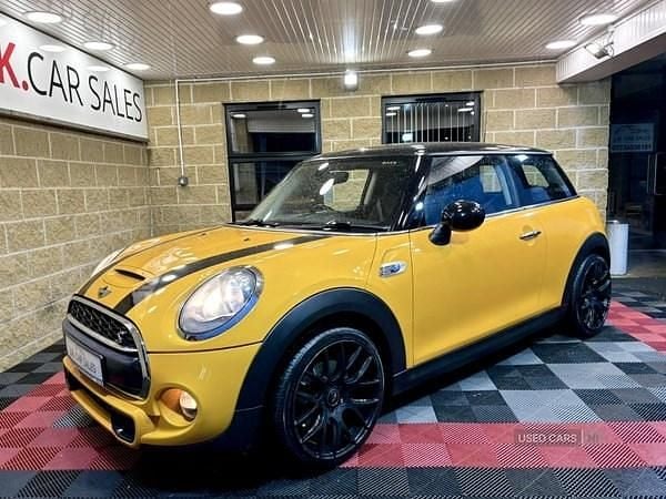 Used Mini Cooper S Hatch 189 HP (139 kW) 2014 Orange Hatchback