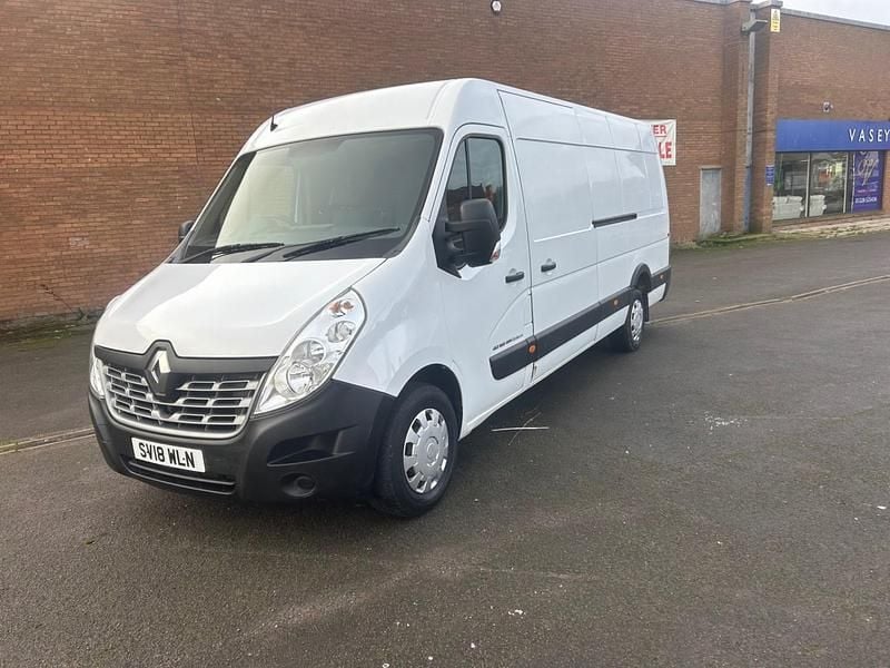 White Used 2018 Renault Master Business Van | £6,995 (Good price) - Image 1/4